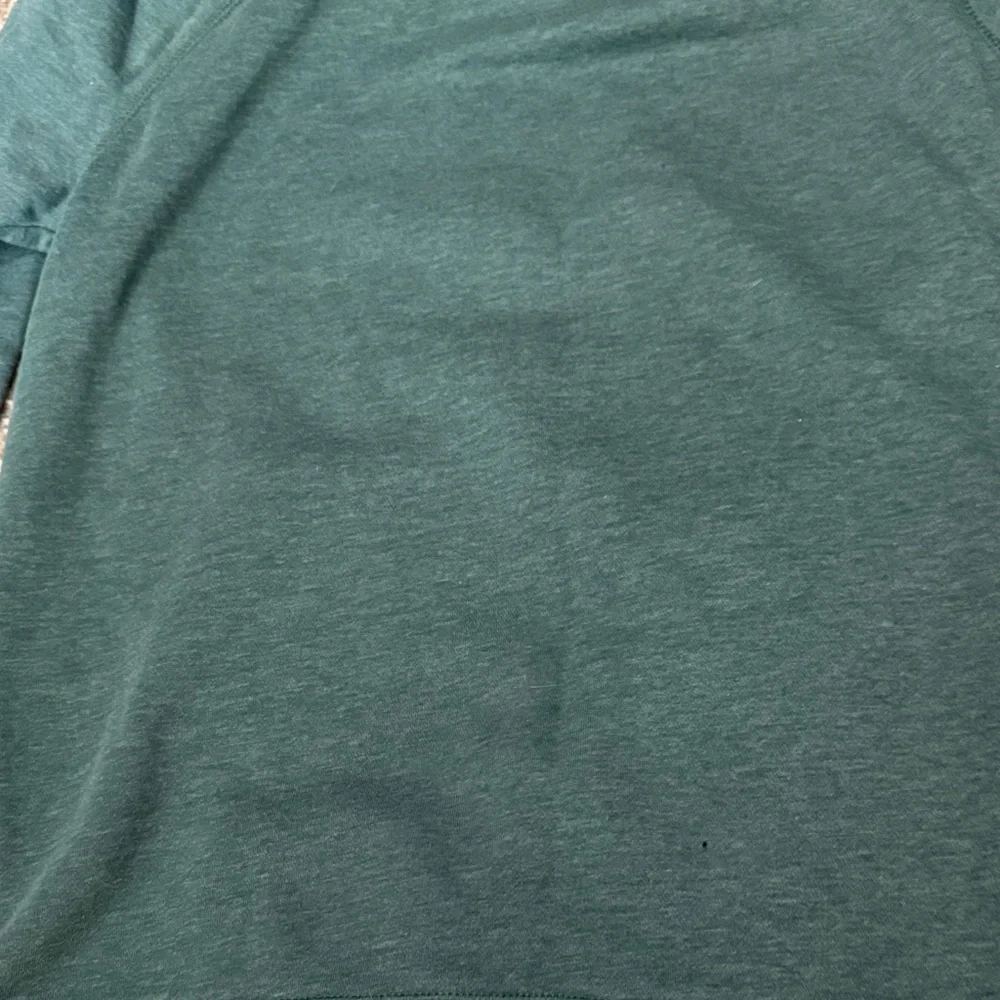 NFL Eagles Green Sweatshirt - Picture 4 of 4